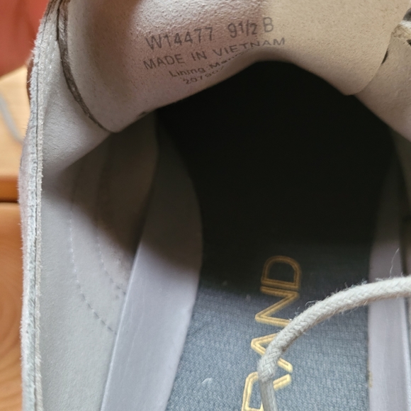 Cole Haan Grand OS women size 91/2 B - Picture 7 of 7